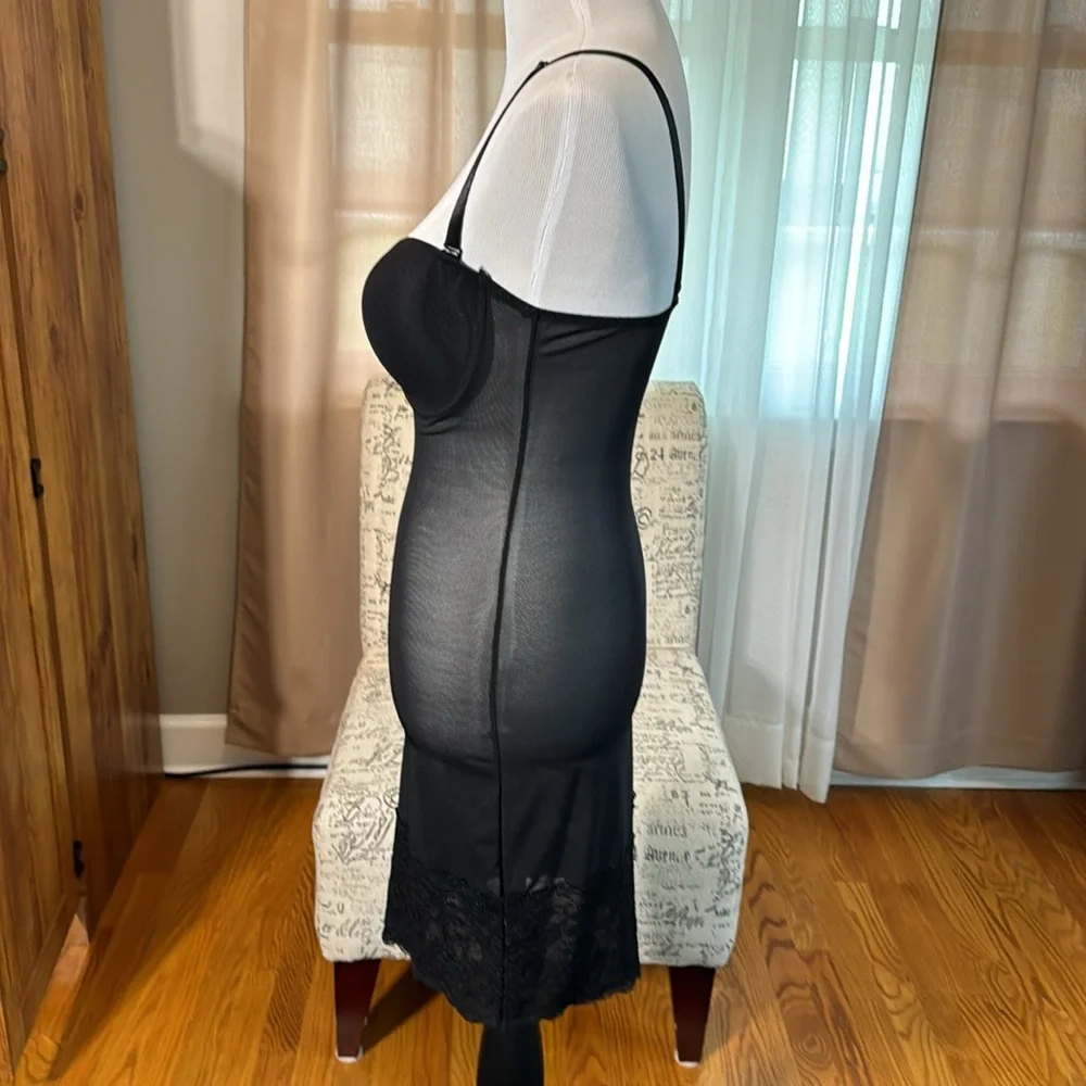 Black ladies body form slip size Large - Picture 2 of 3